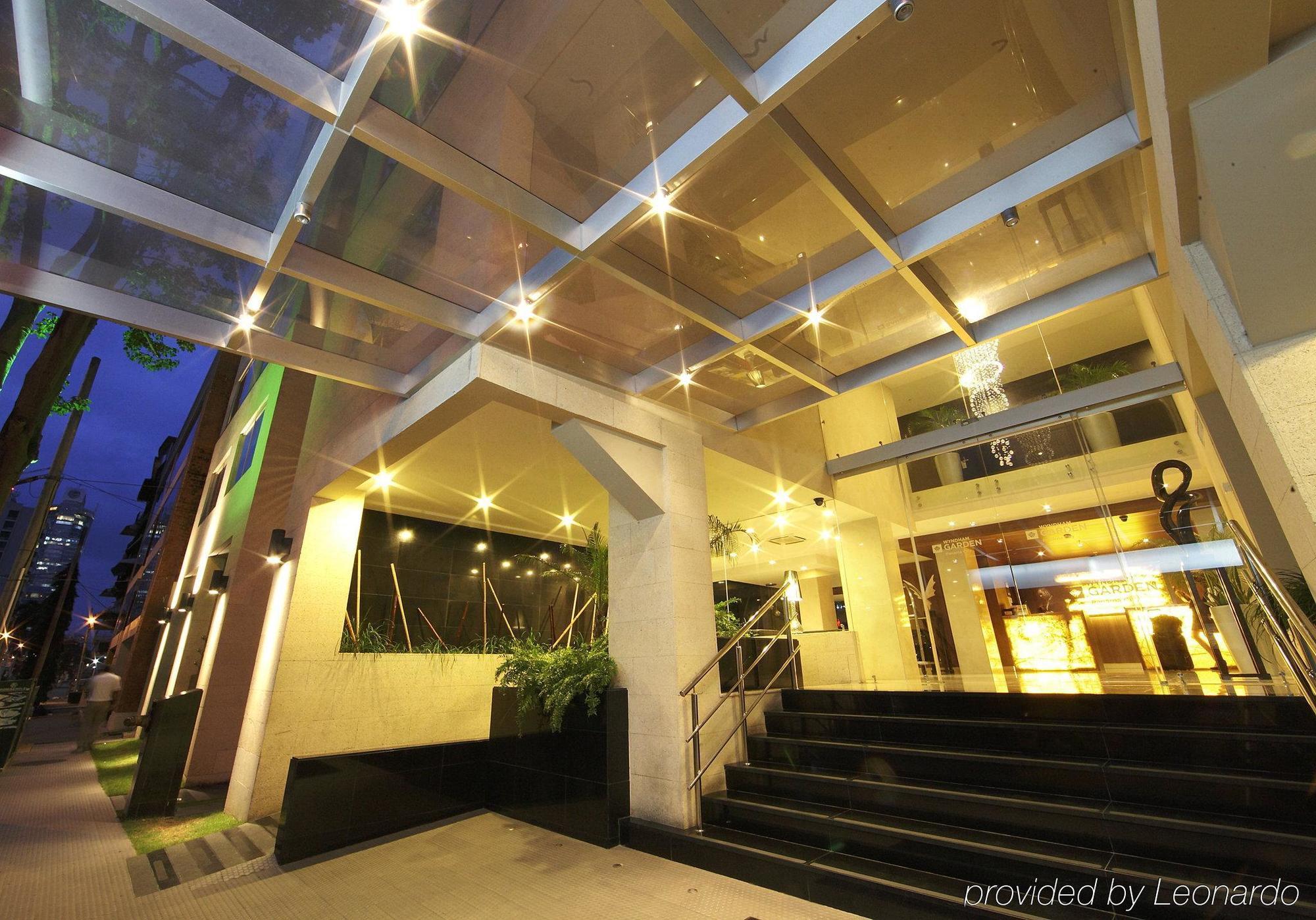 Wyndham Garden Panama Stadt Exterior foto