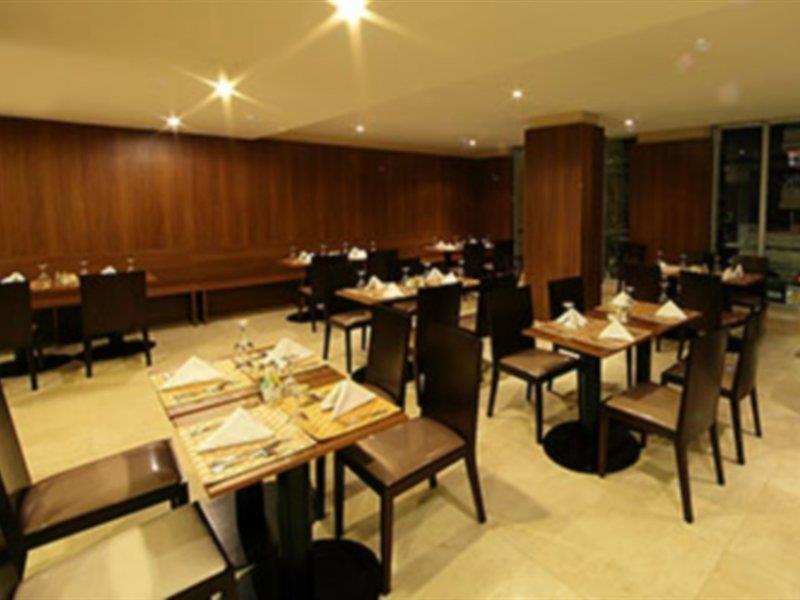 Wyndham Garden Panama Stadt Exterior foto