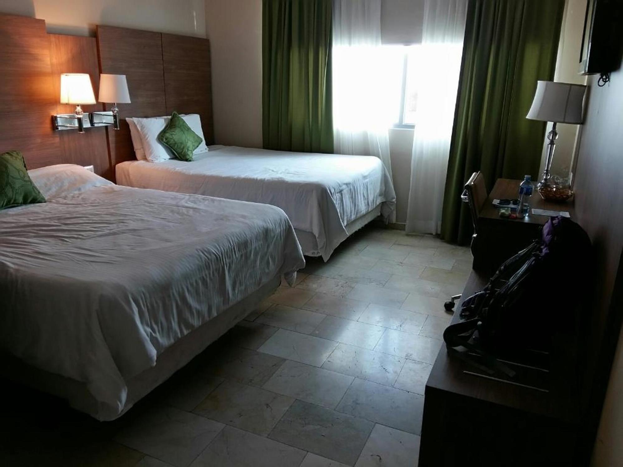 Wyndham Garden Panama Stadt Exterior foto