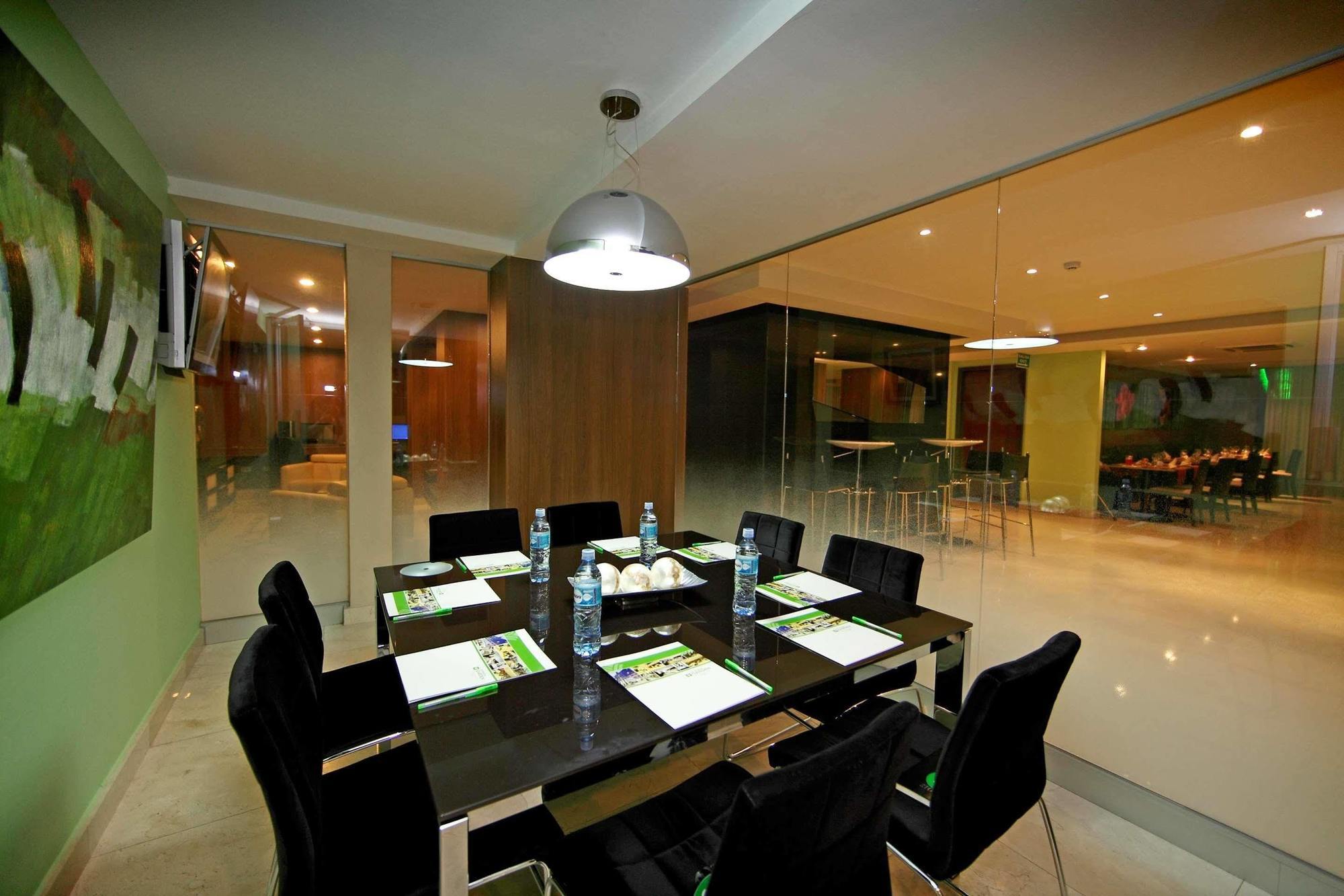Wyndham Garden Panama Stadt Exterior foto